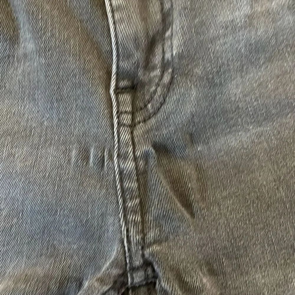 Pistola Audrey mid rise distressed grey skinny jean 24 - Picture 8 of 13